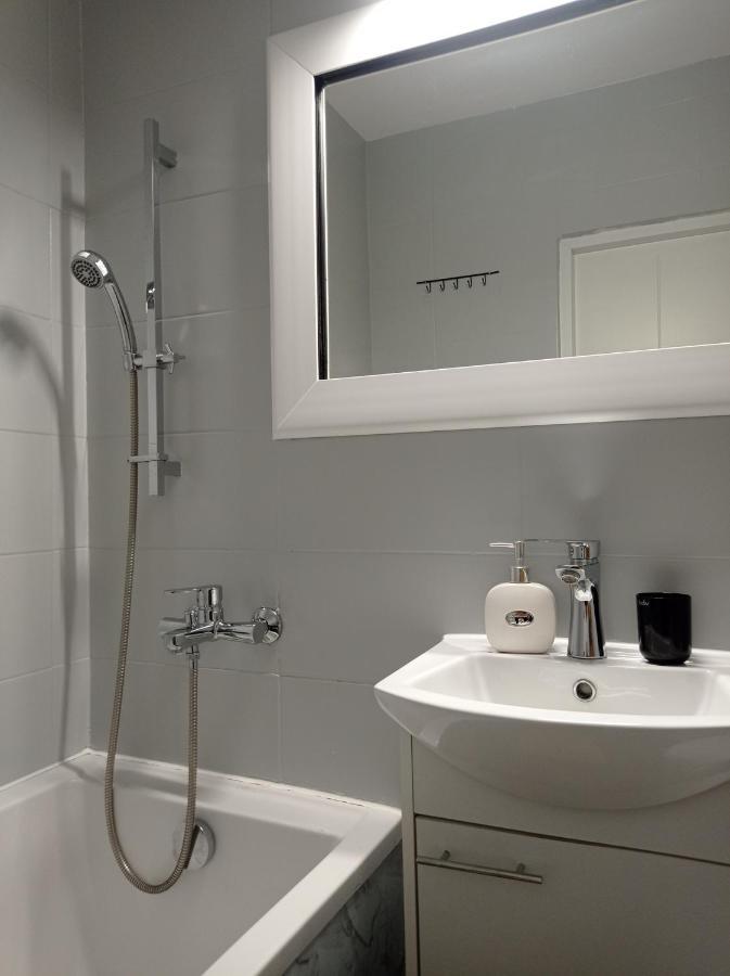 Apartament Rodzinny Domino - Plaza Jelitkowo - Ergo Arena - Azw Gdaňsk Exteriér fotografie